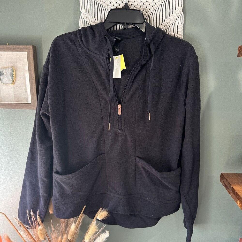 Microfleece Pullover Sweatshirt Small S Black Soft Cozy Hoodie Long Sleeve Top